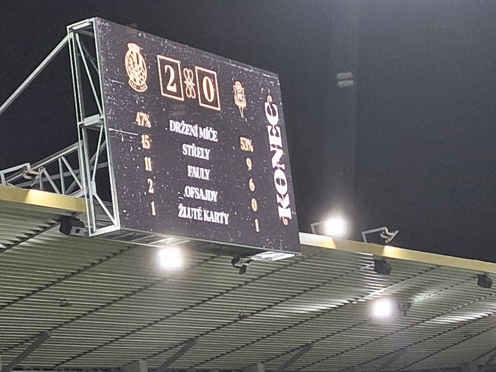 Podpis od Juráska i VIPka v Hradci - foto 4