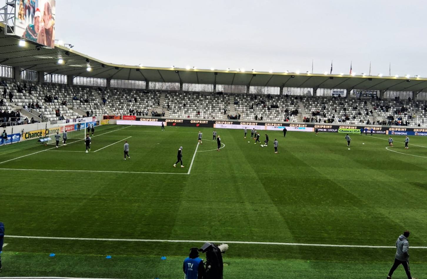 Podpis od Juráska i VIPka v Hradci - foto 10