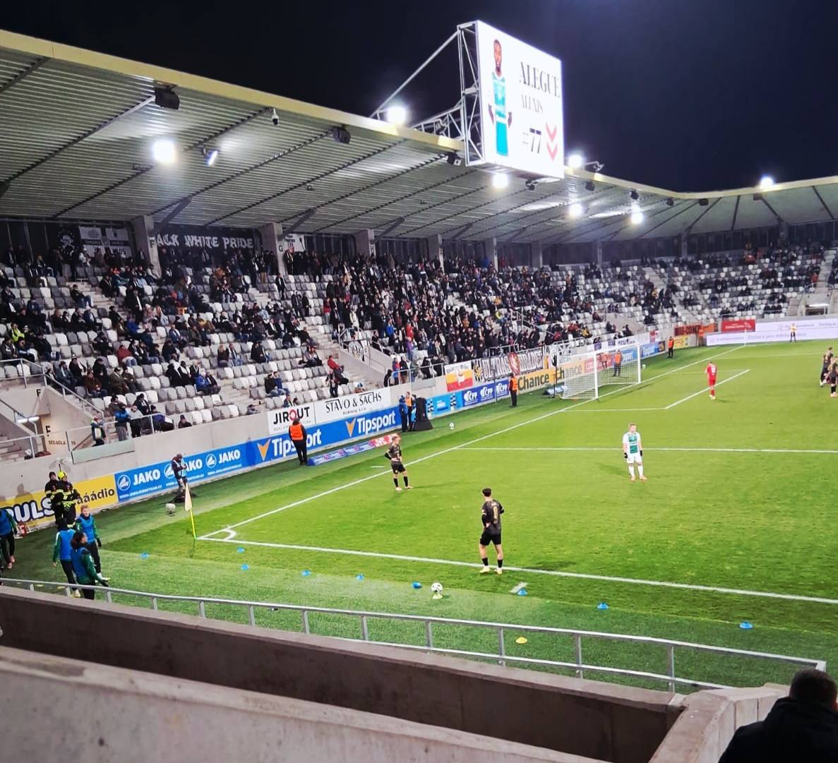 Podpis od Juráska i VIPka v Hradci - foto 12