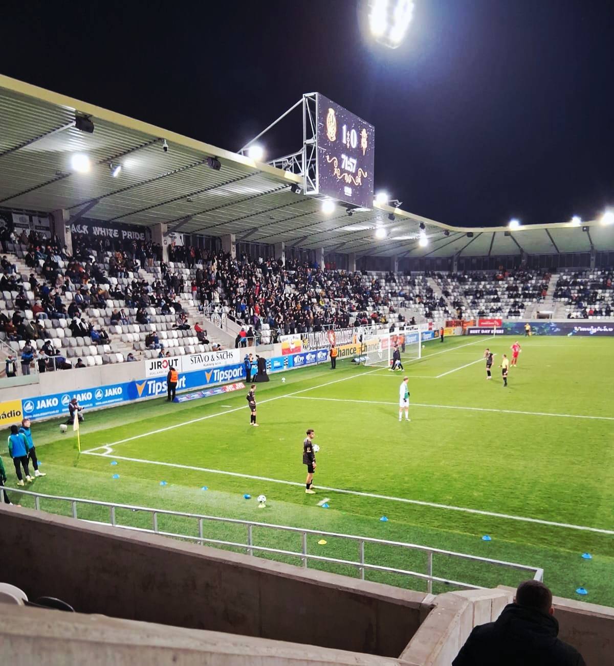 Podpis od Juráska i VIPka v Hradci - foto 14