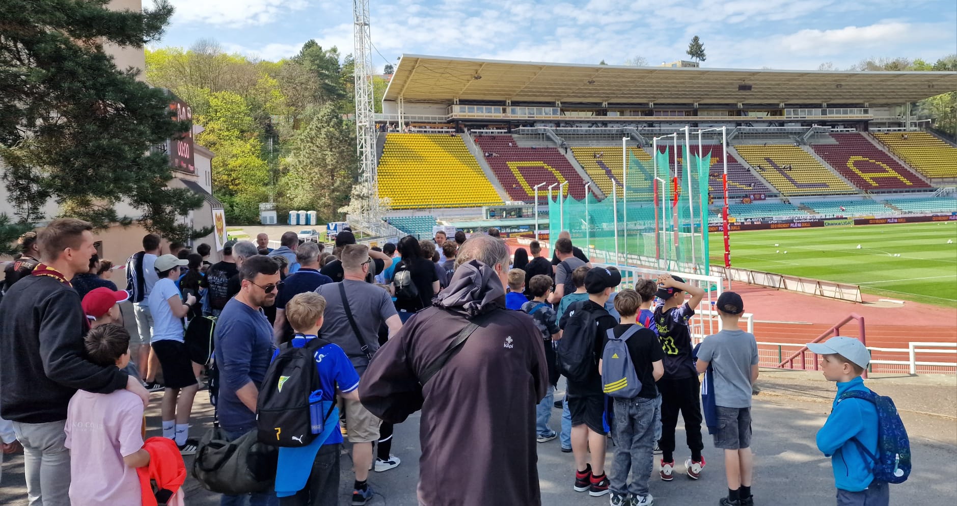 Byli jsme smutní na Dukle - foto 4