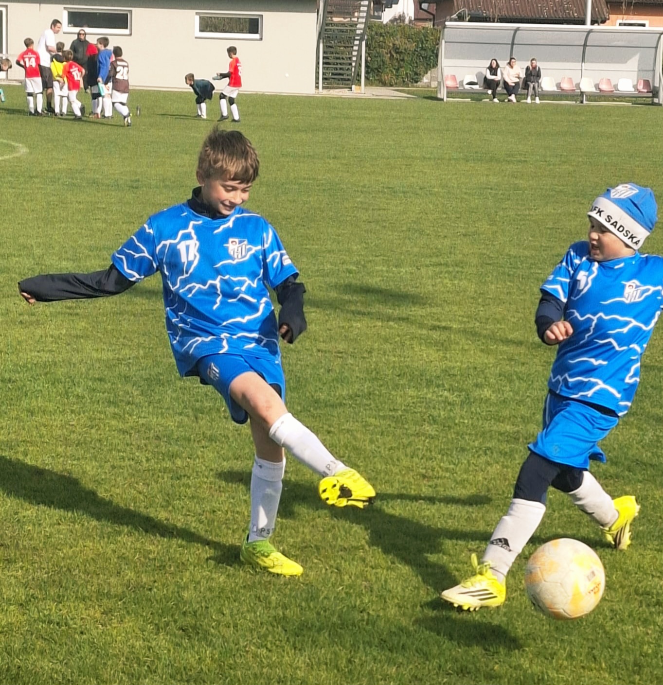 Napínavé boje v Pátku - foto 6